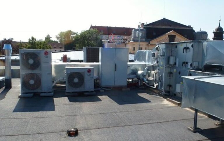 Praha 8 - nástavba domu - vzduchotechnika