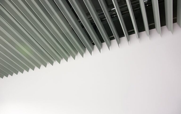 Praha 4 - laboratoře - stropní systémy II