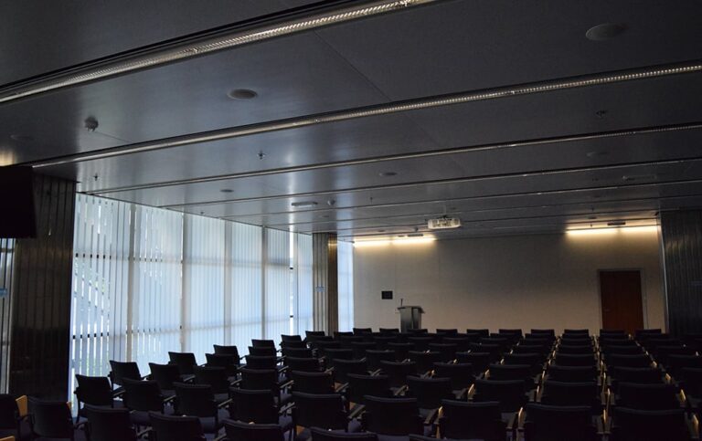 Administrativní budova - jednací místnost Praha 7