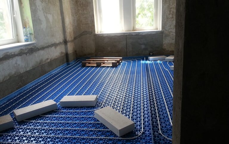 Tuchoměřice - tepelné čepadlo a podlahové vytápění