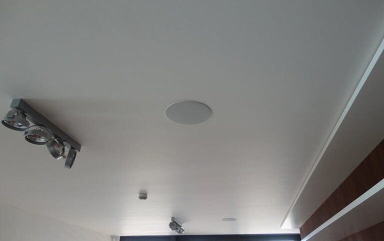 Praha 6 - stropní vytápění UNI